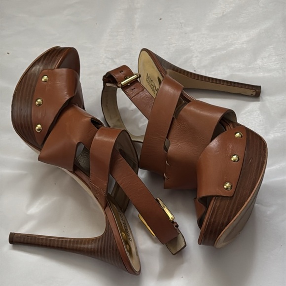 Brown High Heel Sandals - Picture 4 of 7